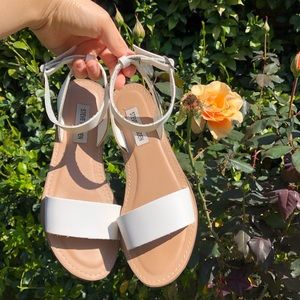 Steve Madden White Sandals